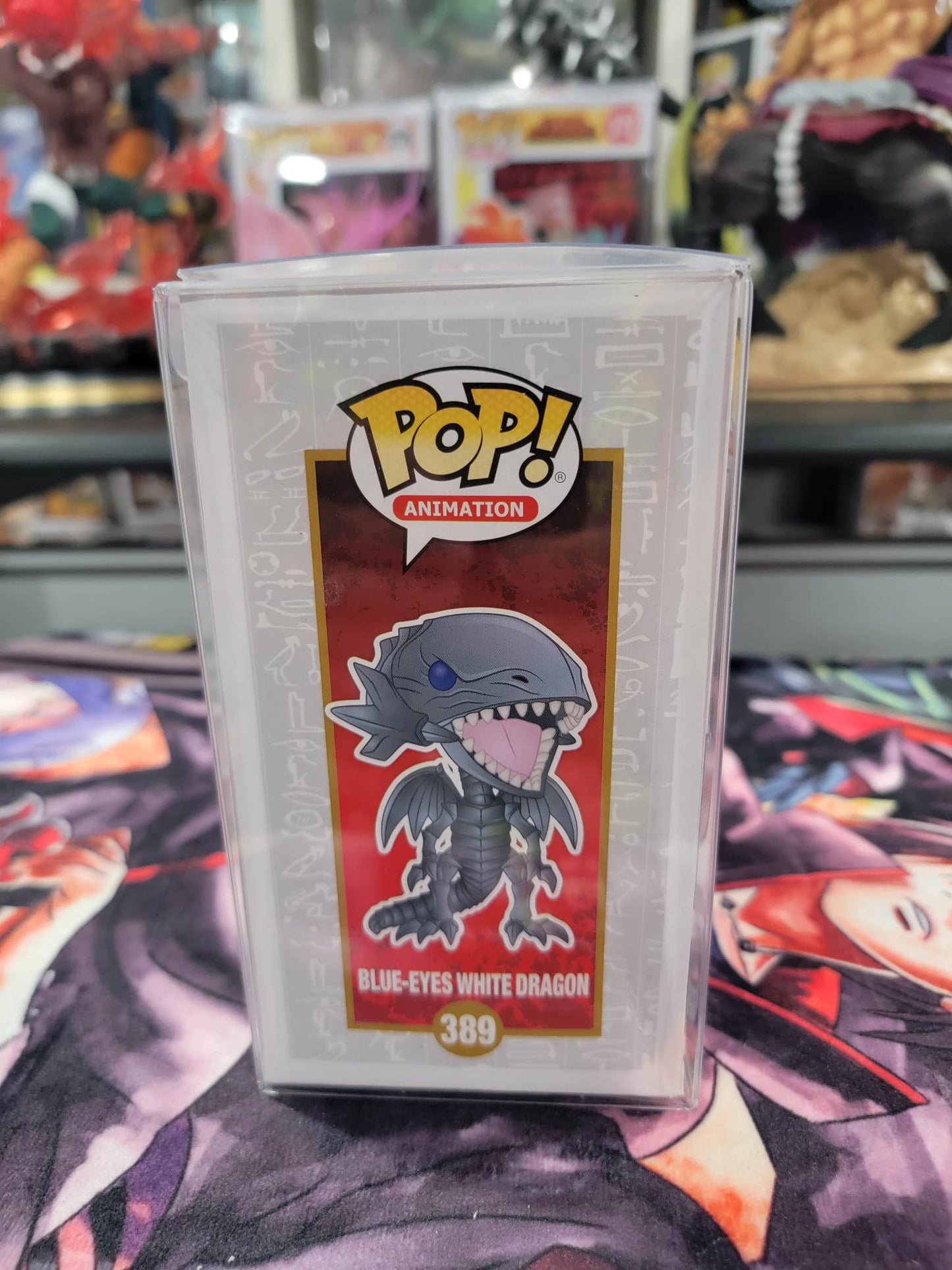 Blue Eyes White Dragon Box Lunch Exclusive Slight Damage
