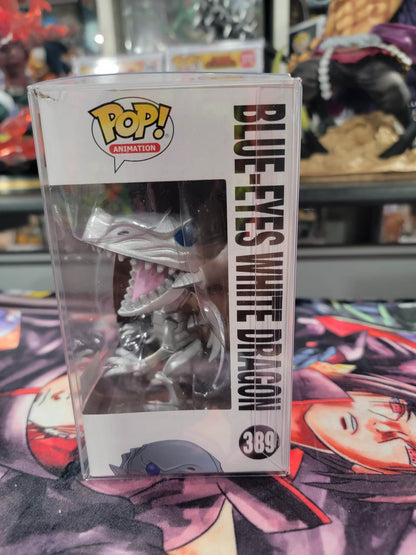 Blue Eyes White Dragon Box Lunch Exclusive Slight Damage