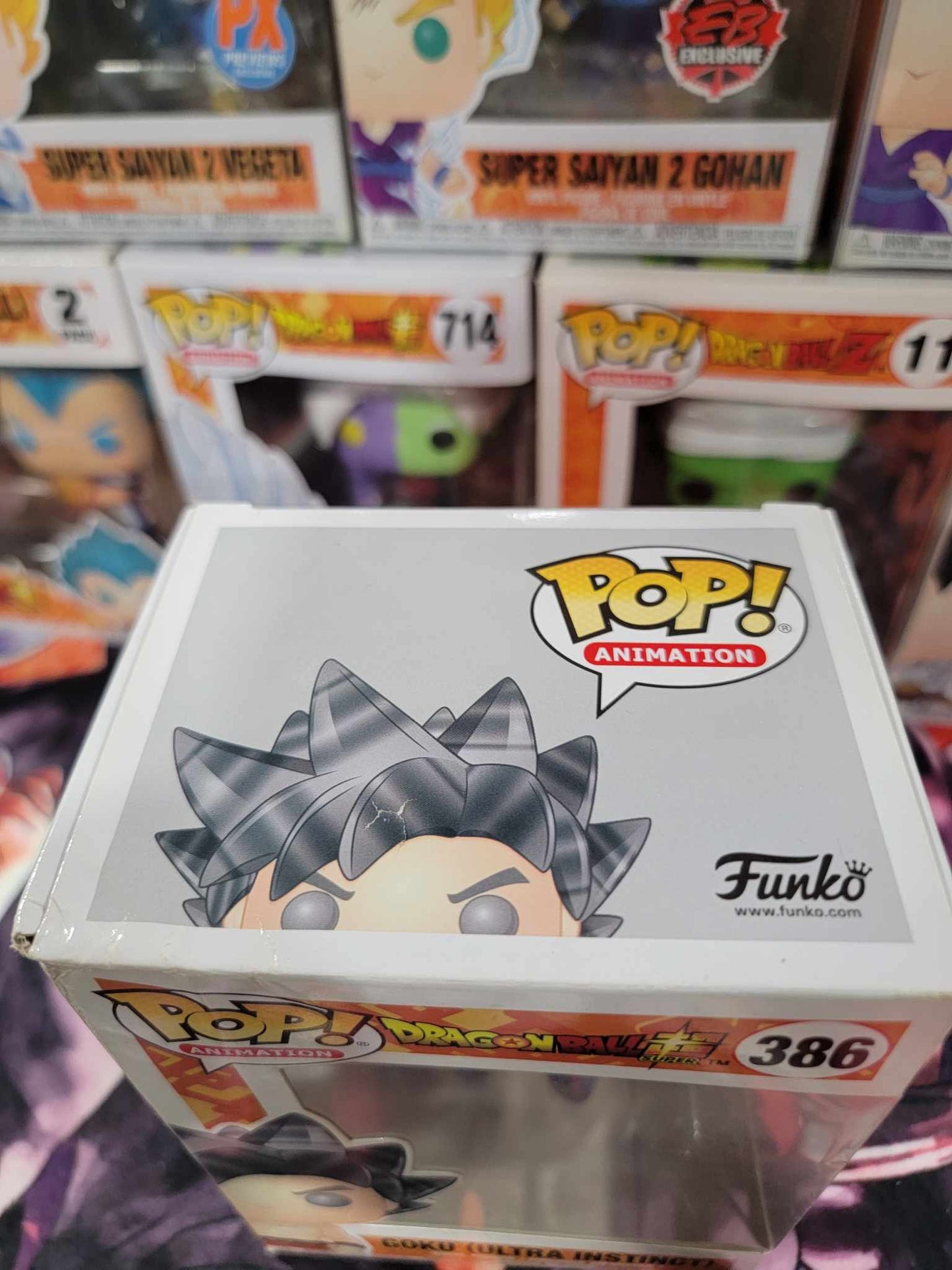 Goku Ultra Instinct Damaged Funko Pop 386