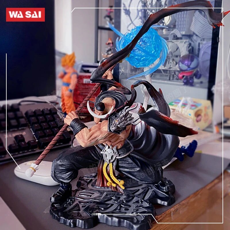Whitebeard Figure with LED Lights